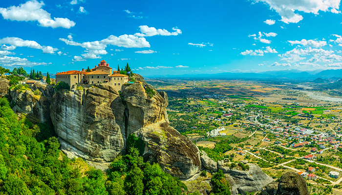 MD640 - EXT PELOPONESO (DELFOS/METEORA (3D/2N)