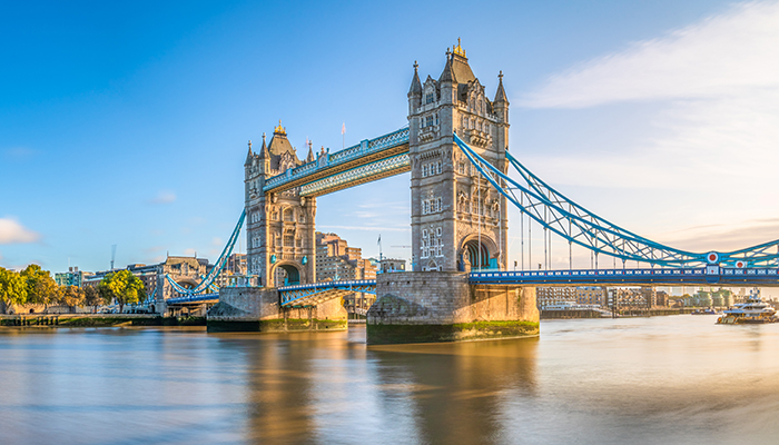 OC234 - EUROPA EN BREVE 16 DIAS LON/BCN