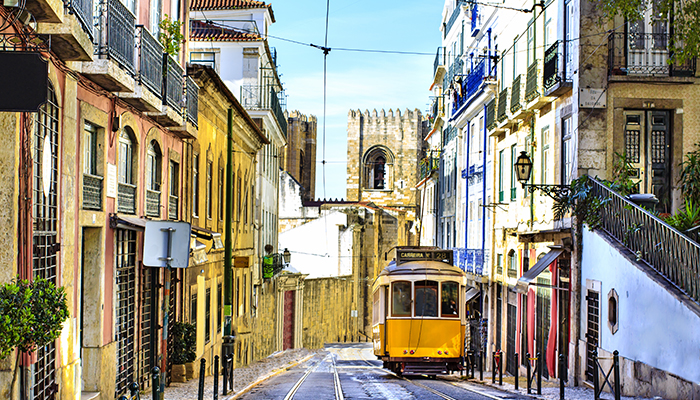 IB130 - OPORTO Y LISBOA