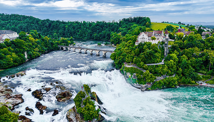 CE416 - BELLEZAS DE SUIZA